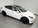2021 Tesla Model Y - Preview 12