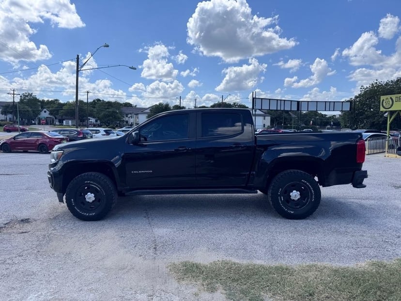 2021 Chevrolet Colorado - Image 3