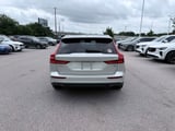 2020 Volvo V60 Cross Country - Preview 3