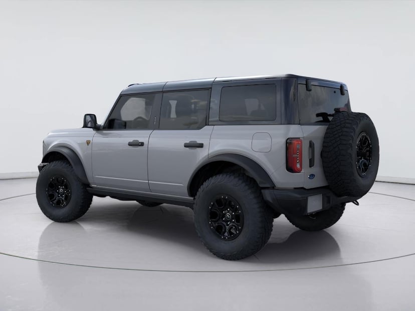 2026 Ford Bronco - Image 3