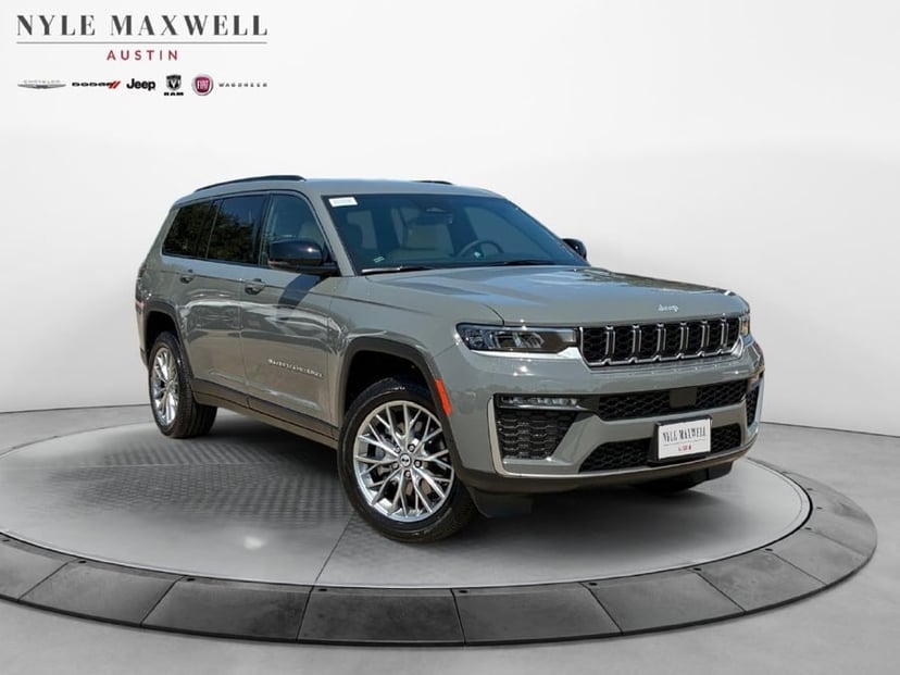 2027 Jeep Grand Cherokee L - Image 1
