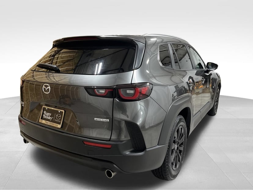 2025 Mazda CX-50 - Image 3