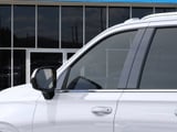 2026 Chevrolet Suburban - Preview 12