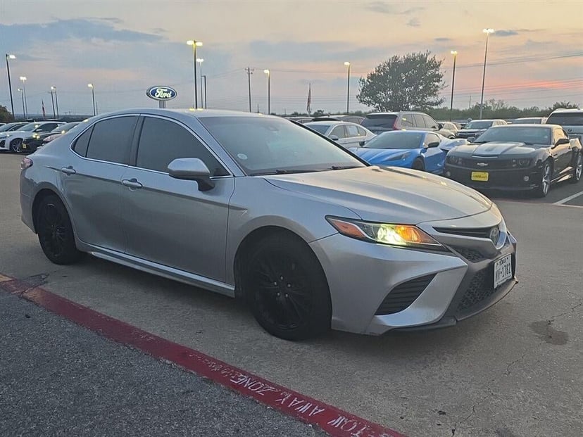 2018 Toyota Camry - Image 1