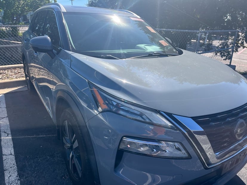 2021 Nissan Rogue - Image 1