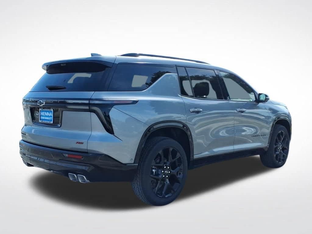 2026 Chevrolet Traverse - Image 3