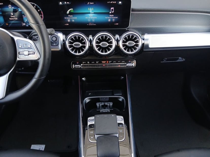 2021 Mercedes-Benz GLB-Class - Image 3