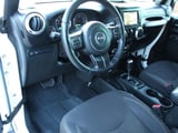 2017 Jeep Wrangler - Preview 12