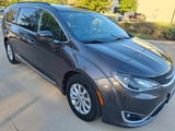 2017 Chrysler Pacifica - Preview 3