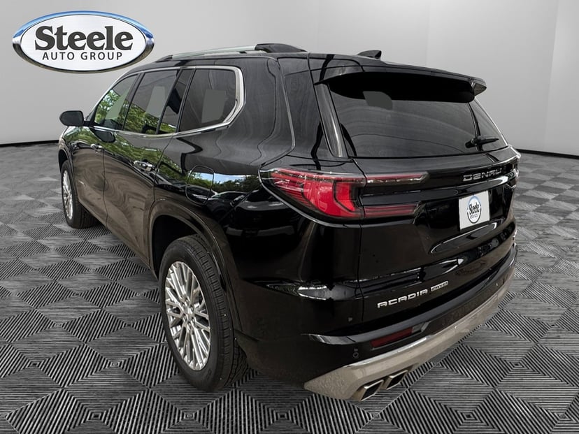 2025 GMC Acadia - Image 3
