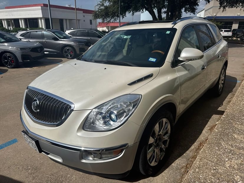 2012 Buick Enclave - Image 1