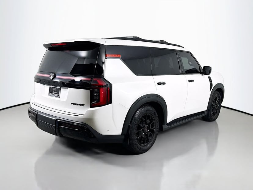 2026 Nissan Armada - Image 3