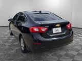 2018 Chevrolet Cruze - Preview 3