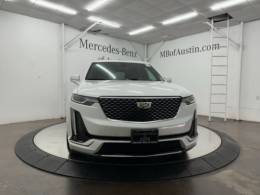 2021 Cadillac XT6 - Image 3
