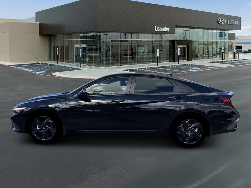 2026 Hyundai Elantra - Image 2