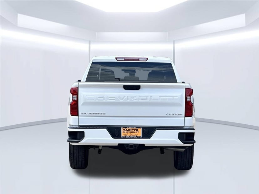 2026 Chevrolet Silverado 1500 - Image 3