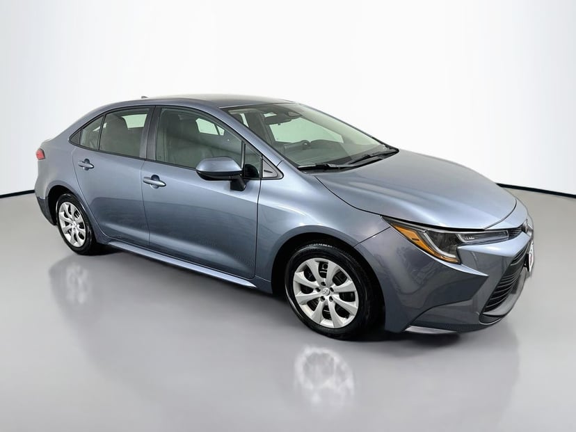 2025 Toyota Corolla - Image 2