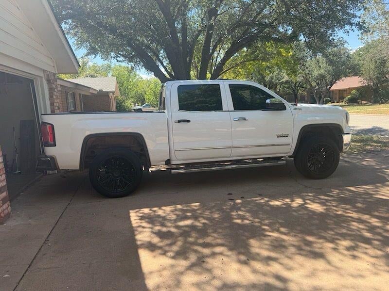 2018 GMC Sierra 1500 - Image 2