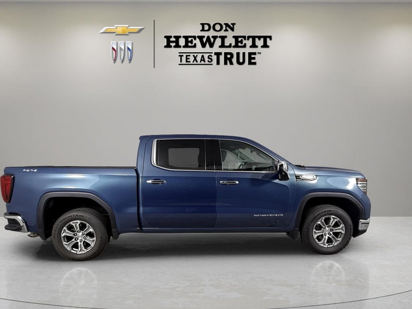 2024 GMC Sierra 1500 - Image 3