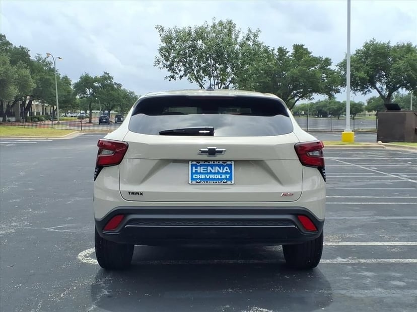 2026 Chevrolet Trax - Image 3
