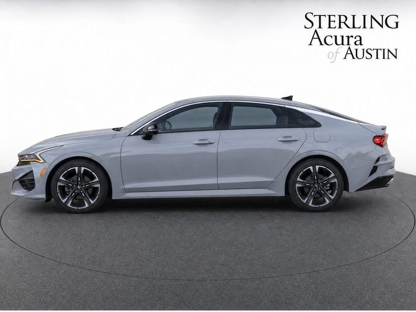 2023 Kia K5 - Image 3