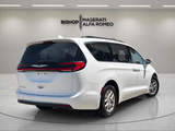 2022 Chrysler Pacifica - Preview 5