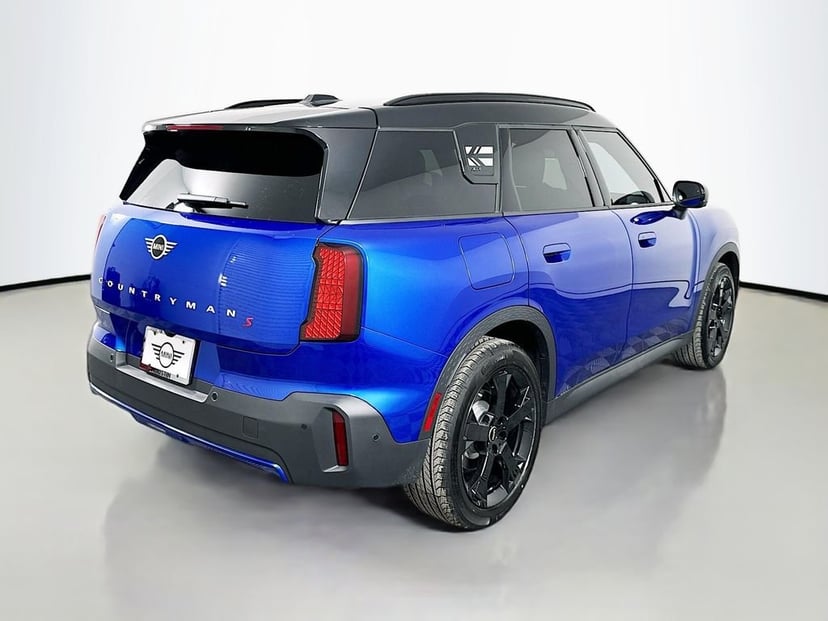 2025 MINI Cooper S Countryman Signature Plus 4D Sport Utility Blue - Image 3