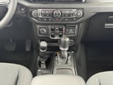 2026 Jeep Gladiator - Preview 16