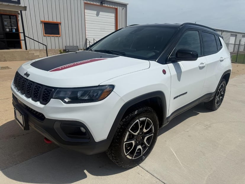 2025 Jeep Compass - Image 1