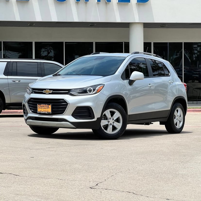 2022 Chevrolet Trax - Image 1