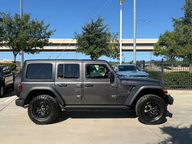2025 Jeep Wrangler - Image 2