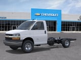 2025 Chevrolet Express Cutaway - Preview 2