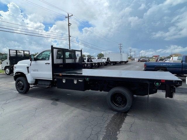 2024 Chevrolet Silverado 5500 HD - Image 3