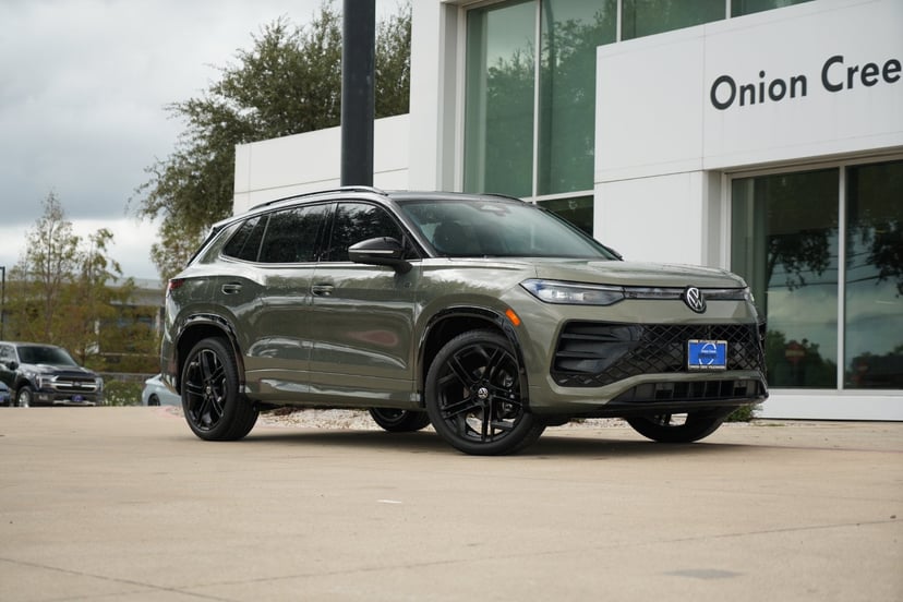 2026 Volkswagen Tiguan - Image 1