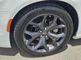 2023 Chrysler 300 - Preview 9