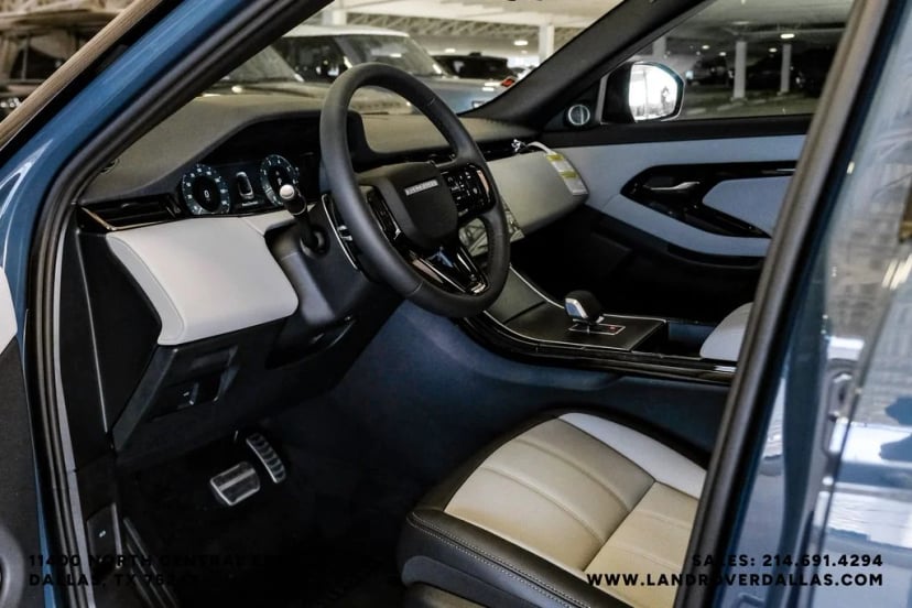 2026 Land Rover Range Rover Evoque 4D Sport Utility Tribeca Blue Metallic - Image 3