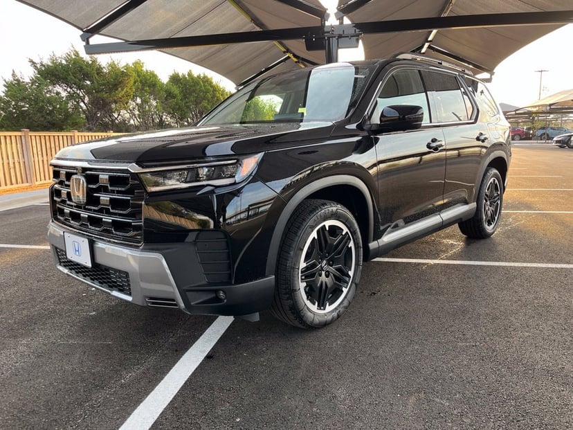 2026 Honda Pilot - Image 1