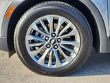 2025 Cadillac XT4 - Preview 10