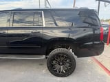 2015 Chevrolet Suburban - Preview 5