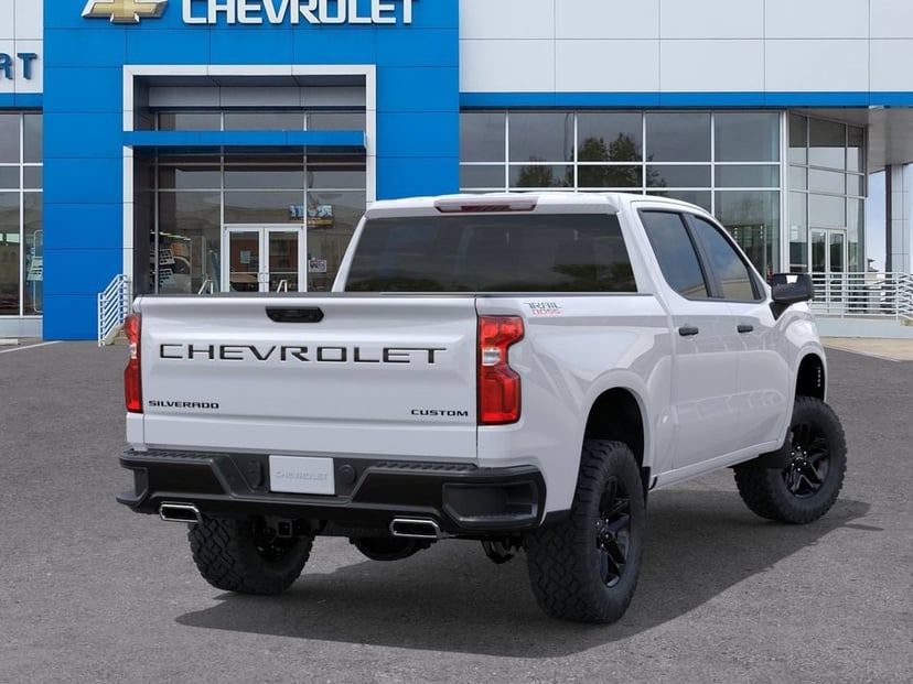 2026 Chevrolet Silverado 1500 - Image 3