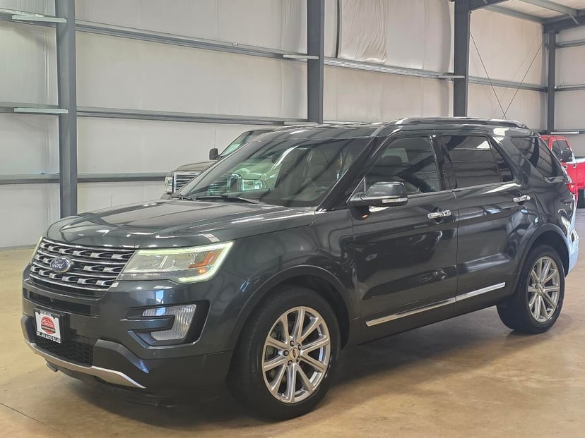 2016 Ford Explorer - Image 1