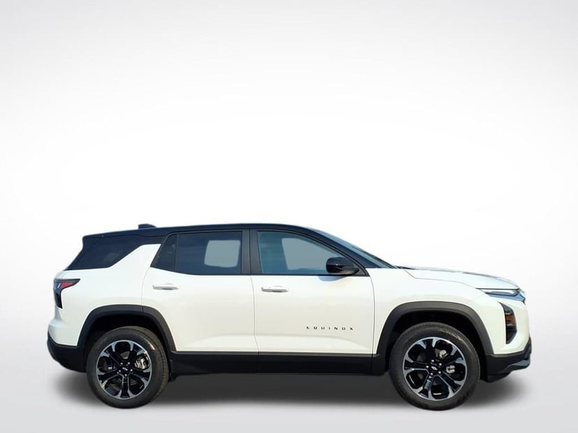 2027 Chevrolet Equinox - Image 1