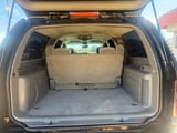 2004 Chevrolet Suburban - Preview 12