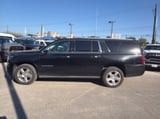 2016 Chevrolet Suburban - Preview 3