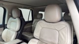 2023 Lincoln Navigator L - Preview 9