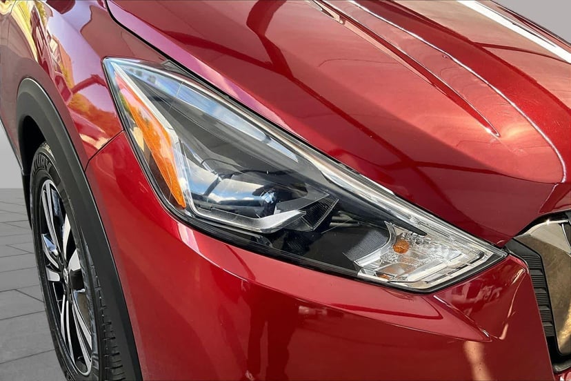 2020 Nissan Kicks - Image 2