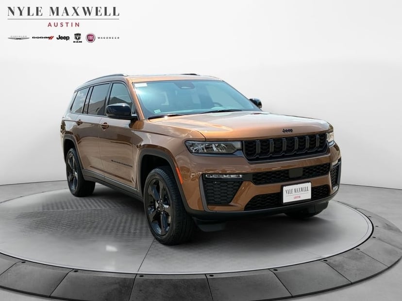 2026 Jeep Grand Cherokee L - Image 2