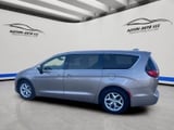 2017 Chrysler Pacifica - Preview 2