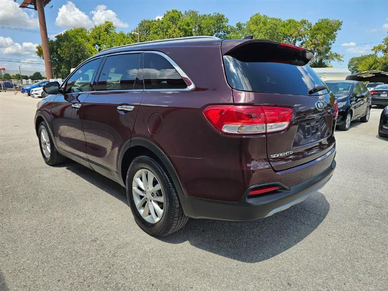 2018 Kia Sorento - Image 3