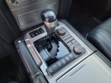 2016 Toyota Land Cruiser - Preview 12